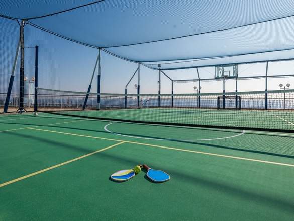 Norwegian Jewel - Sports Court.jpg